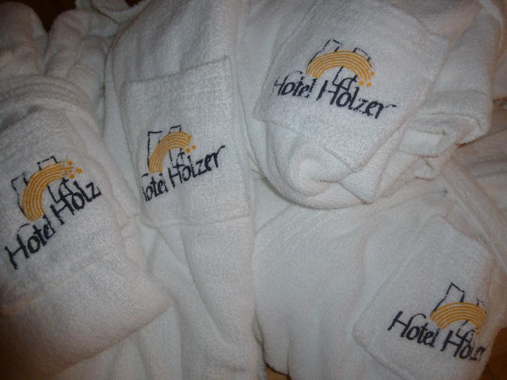 Hotel Holzer Sexten Exteriör bild